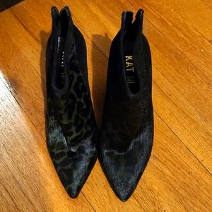 Kat Maconie • Leopard Print Fur Ankle Boots